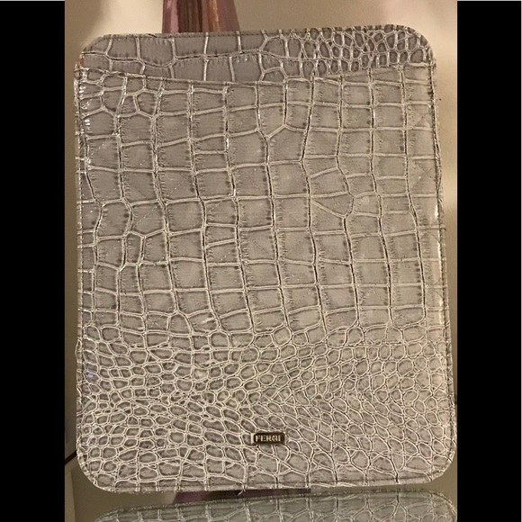 Fergie Other - FERGY Authentic🇮🇹 IPad 2-3 ( crocodile engraving